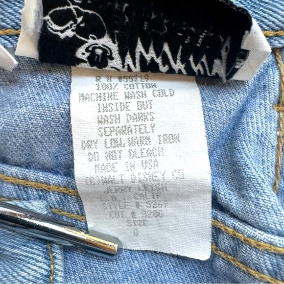VINTAGE Mickey Mouse Girls’ Denim Shorts - Size 8 - Picture 6 of 11